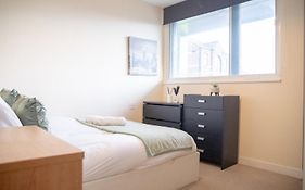 Leeds Vibrant 2 Bedroom Sleeps 4